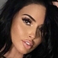 Abigail Ratchford Nue