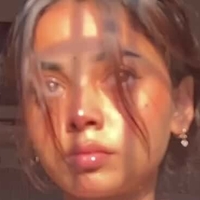 Afr Khan Nue