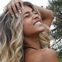 Aleeya Hutchins Nue