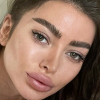 alena_omovych_free Nue