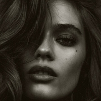 Alexandra Moskaleva Nue