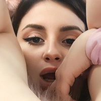 alexislayer Nue