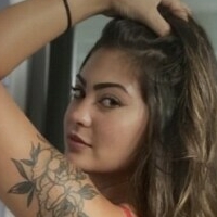 Alivia Hunter Nue
