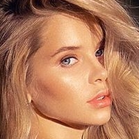 Alla Bruletova Nue