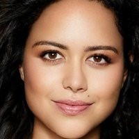 Alyssa Diaz Nue