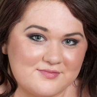 Amber Louise Nue