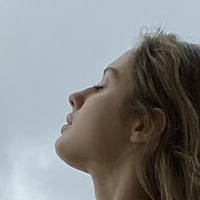 Amelie Lou Nue