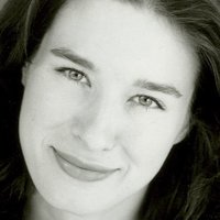 Amy Shelton-White Nue