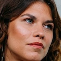 Ana Ularu Nue