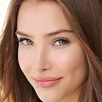 Ana Walczak Nue