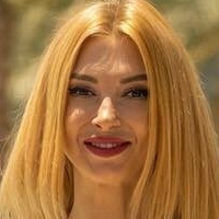 Andreea Balan Nue