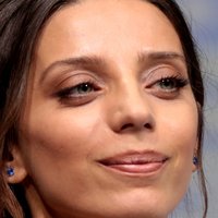 Angela Sarafyan Nue
