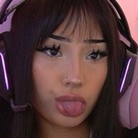 angmaire Nue