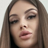 Anisa Kiss Nue