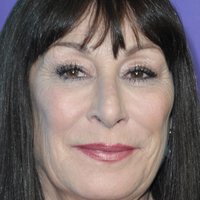 Anjelica Huston Nue