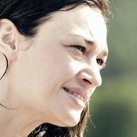 Anna De Carlo Nue