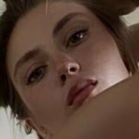 Anna Dubowick Nue