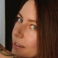 Anna Kochanius Nue