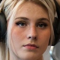 Annabel Lucinda Nue