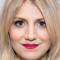 Annaleigh Ashford Nue