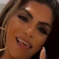 Anne Ganzarolli Nue
