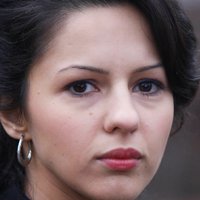 Annet Mahendru Nue