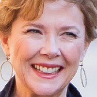Annette Bening Nue