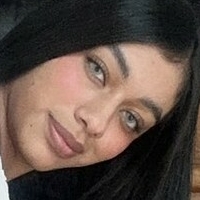 Antonia Mackenzie Nue