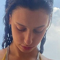 Ari Falcão Nue