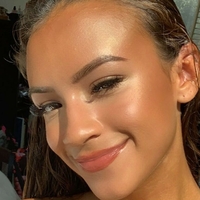 Ariana Barrett Nue