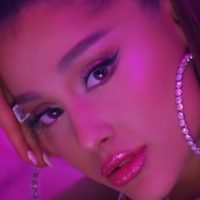 Ariana Grandes Nue