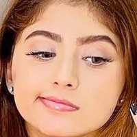 Arishfa Khan Nue