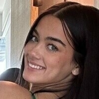 Ashley Serrano Nue