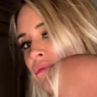 AshleyK Hawaii Nue