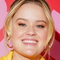Ava Phillippe Nue