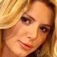 Aysun Kayaci Nue