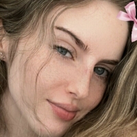 Beatriz Fernandes Nue