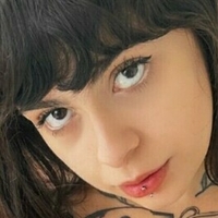 Becca Razzo Nue