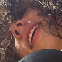 Bella Ossi Nue