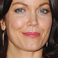 Bellamy Young Nue