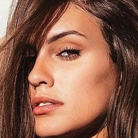 Betsy Alvarez Nue