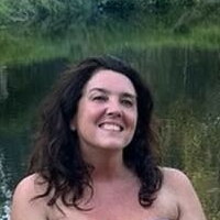 Bettany Hughes Nue