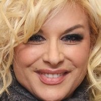 Bobbie Brown Nue