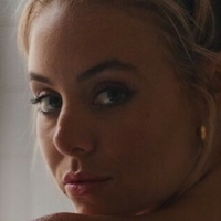 Bree Kleintop Nue