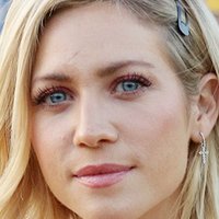Brittany Snow Nue