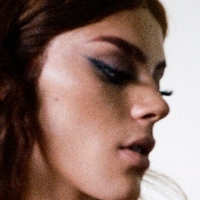 Bronte Sinns Nue