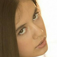 Brunette Lucy Nue