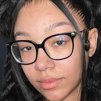 Caileneasely Nue