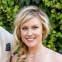 Camilla Kerslake Nue