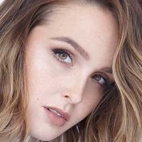 Camilla Luddington Nue